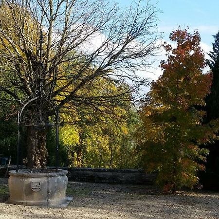 Le Clos - La Chapelle Lombard  Luaran gambar