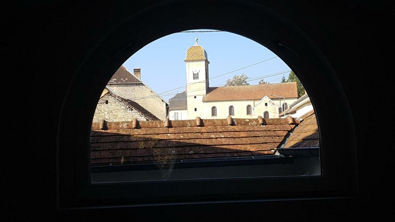 Le Clos - La Chapelle Lombard  Luaran gambar