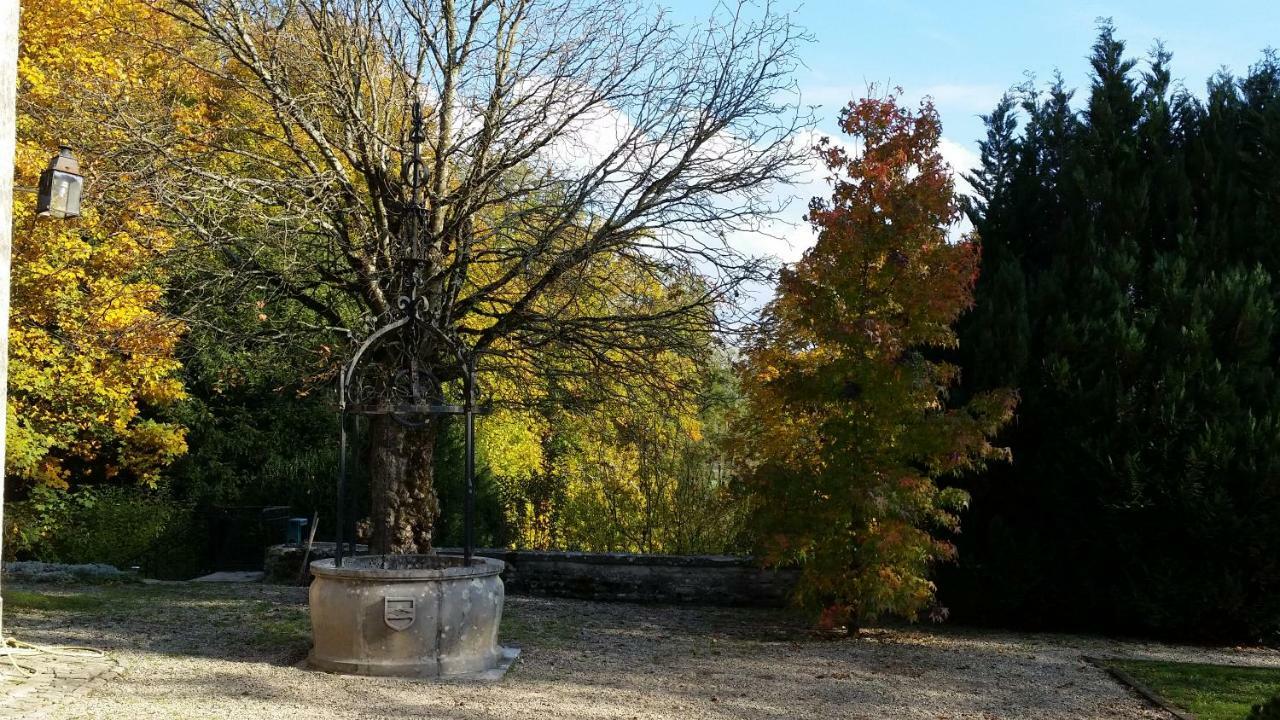 Le Clos - La Chapelle Lombard  Luaran gambar